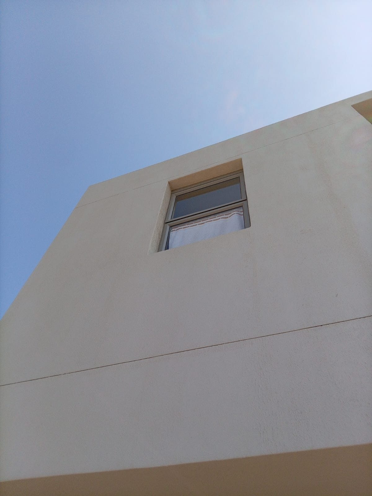 Exterior wall cleaning